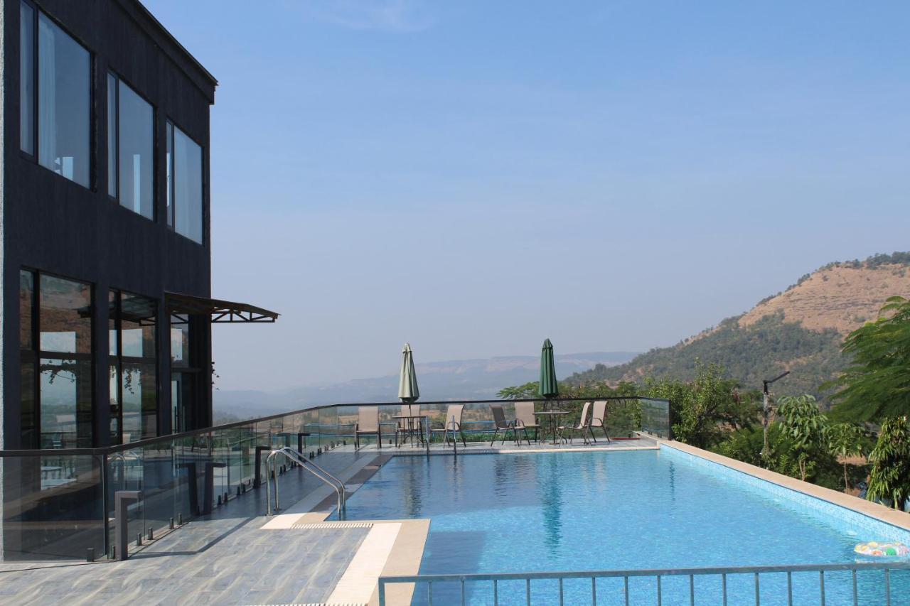 Paraiso Resort & Club Igatpuri Buitenkant foto