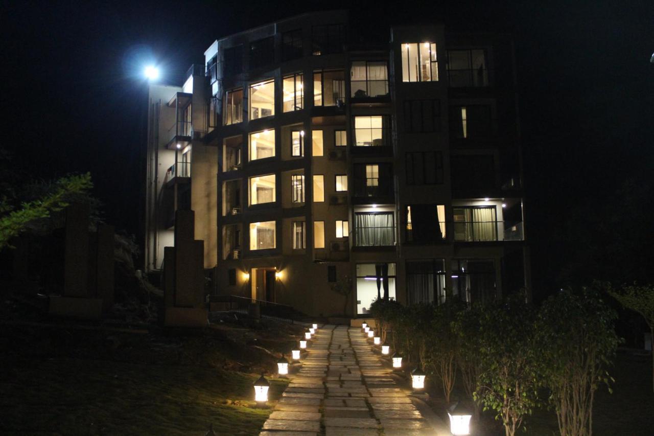 Paraiso Resort & Club Igatpuri Buitenkant foto