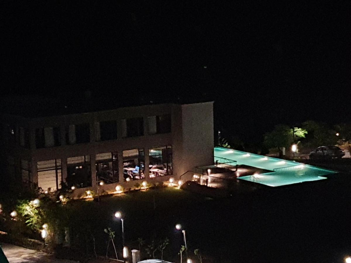 Paraiso Resort & Club Igatpuri Buitenkant foto