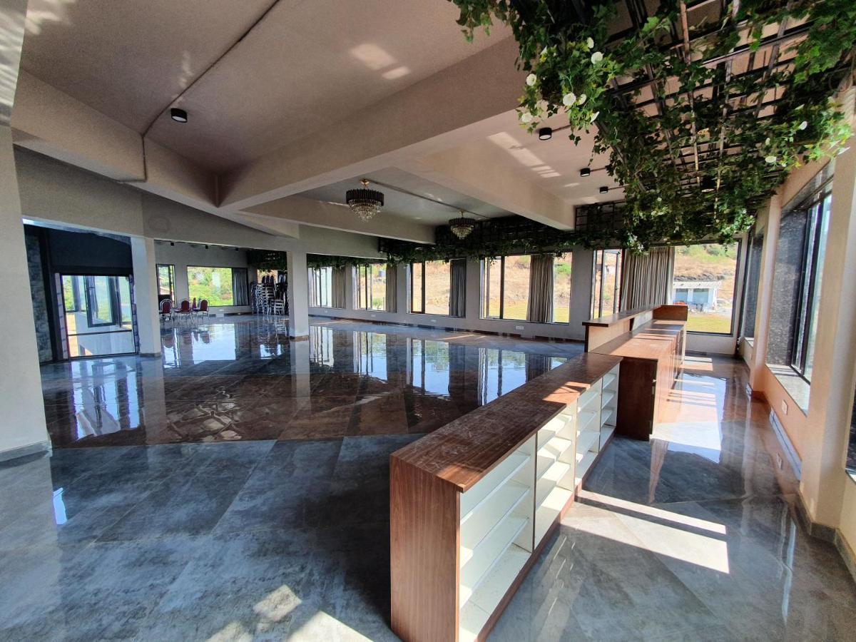 Paraiso Resort & Club Igatpuri Buitenkant foto